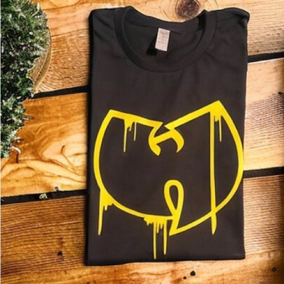 Wu - tang logo tee by Undefeated Energy - Picture 2 of 5